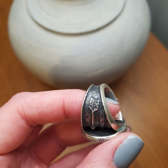 Solid sterling Natice American Buffalo Coin Ring with Tufa Sandcast Band - Picture 3 of 9